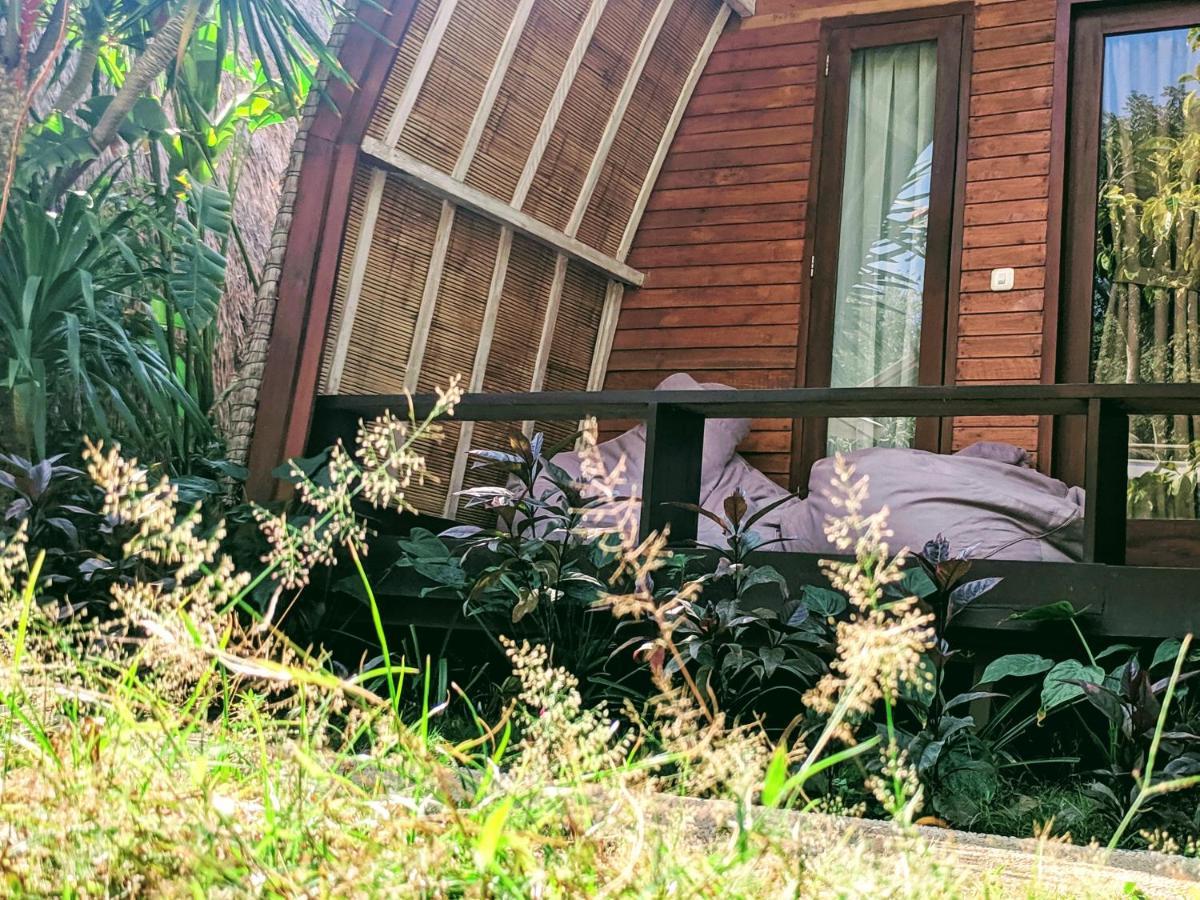 Paradesa Living Gili Trawangan Exteriör bild